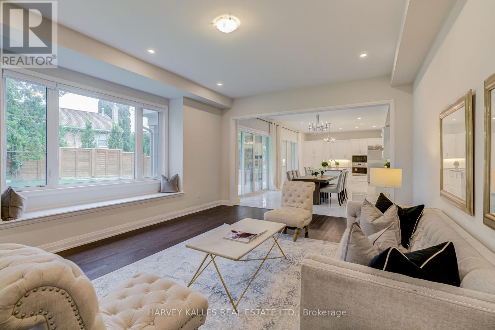 6 Dennis Reed Court, Aurora, Ontario  L4G 4A5 - Photo 12 - N13677848