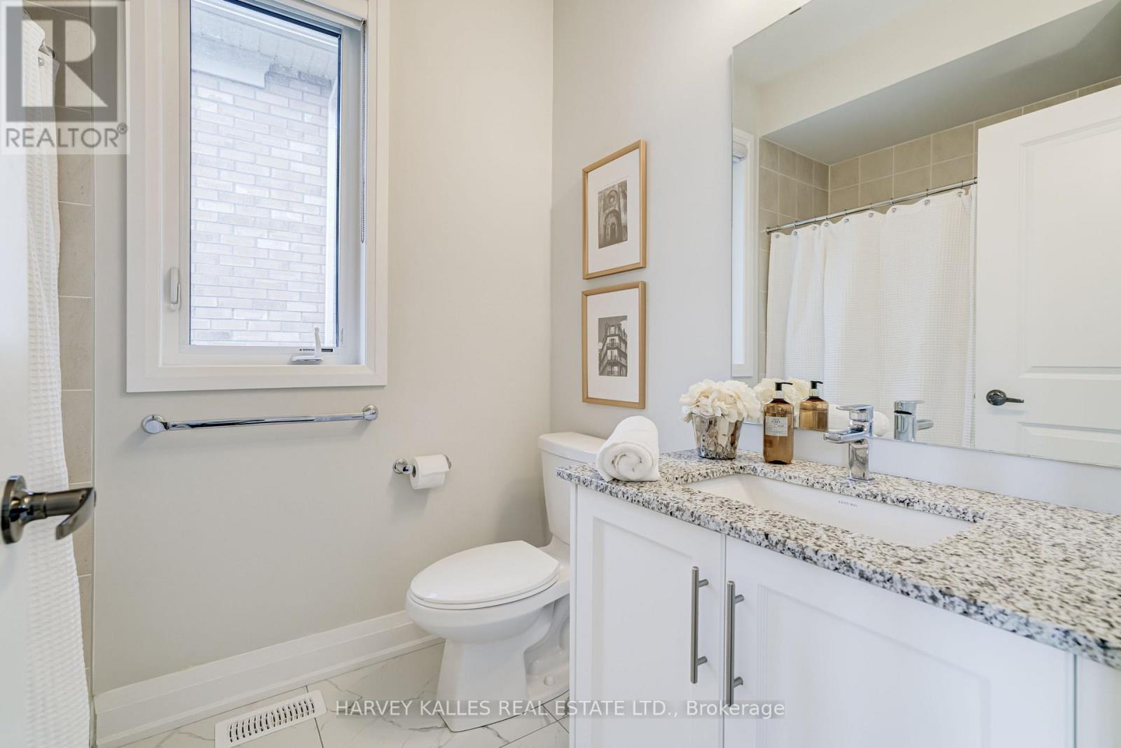 6 Dennis Reed Court, Aurora, Ontario  L4G 4A5 - Photo 35 - N13677848
