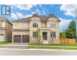 6 DENNIS REED COURT, Aurora, Ontario
