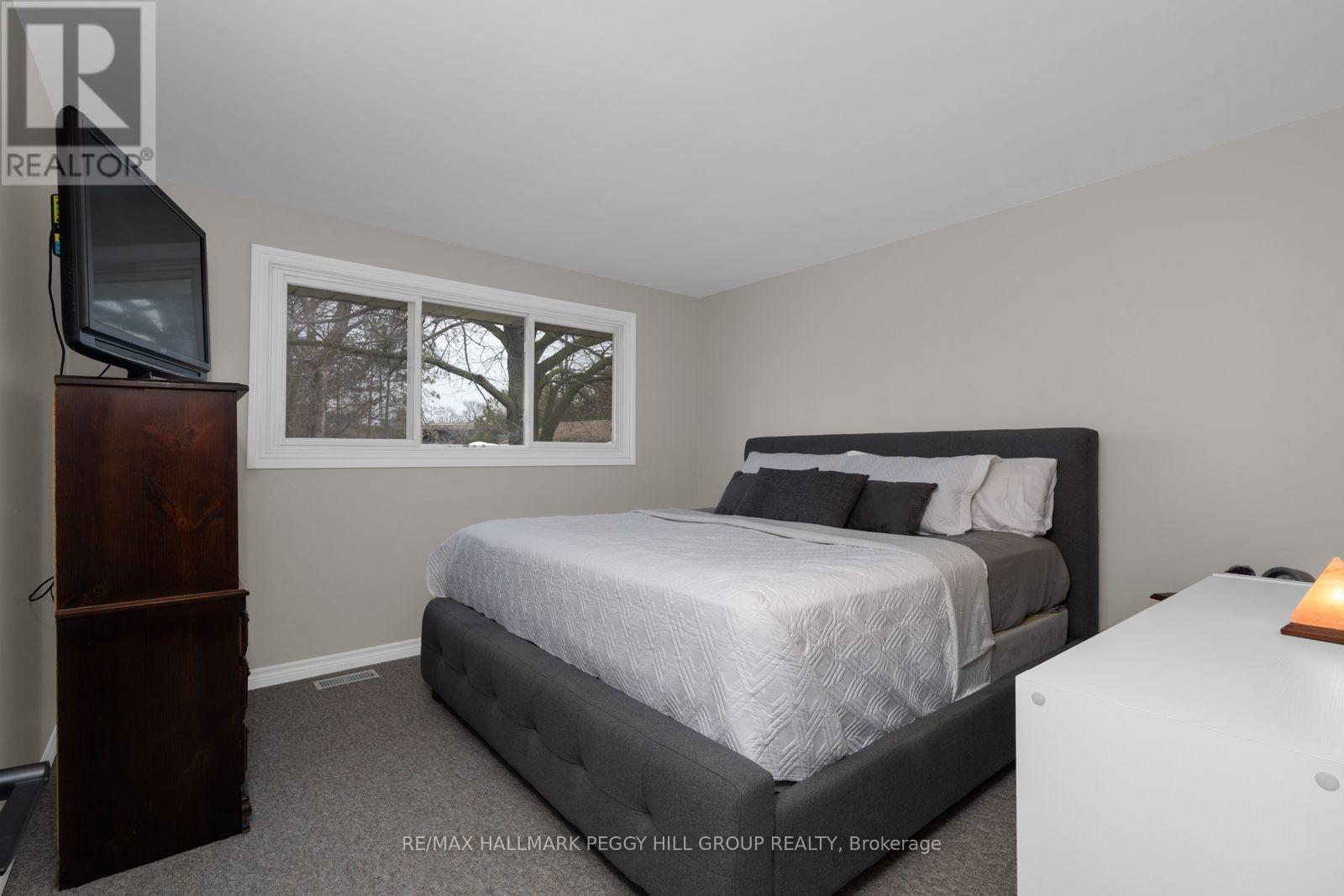201 Dodson Road, Barrie, Ontario  L4N 4K2 - Photo 5 - S13677674