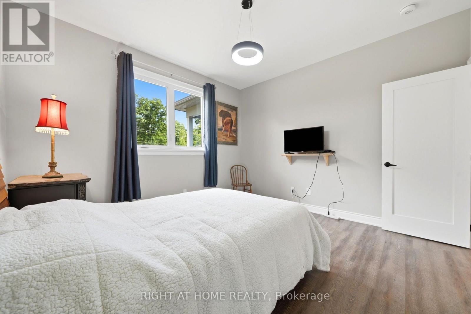 48 Nicole Boulevard, Tiny, Ontario  L0L 2T0 - Photo 14 - S13677676