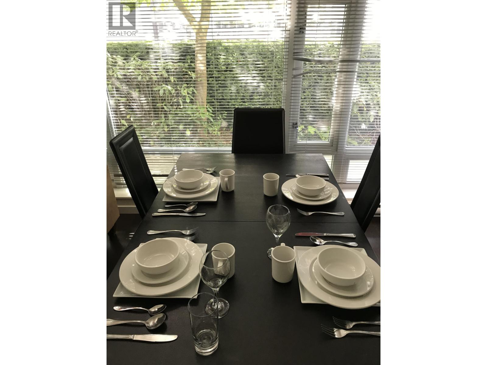 129 REGIMENT SQUARE, Vancouver, British Columbia