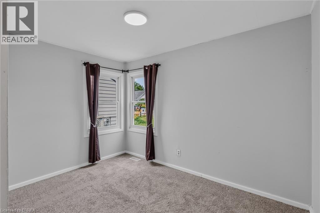 39 Sanderson Street, Brantford, Ontario  N3S 2V4 - Photo 20 - 40839549