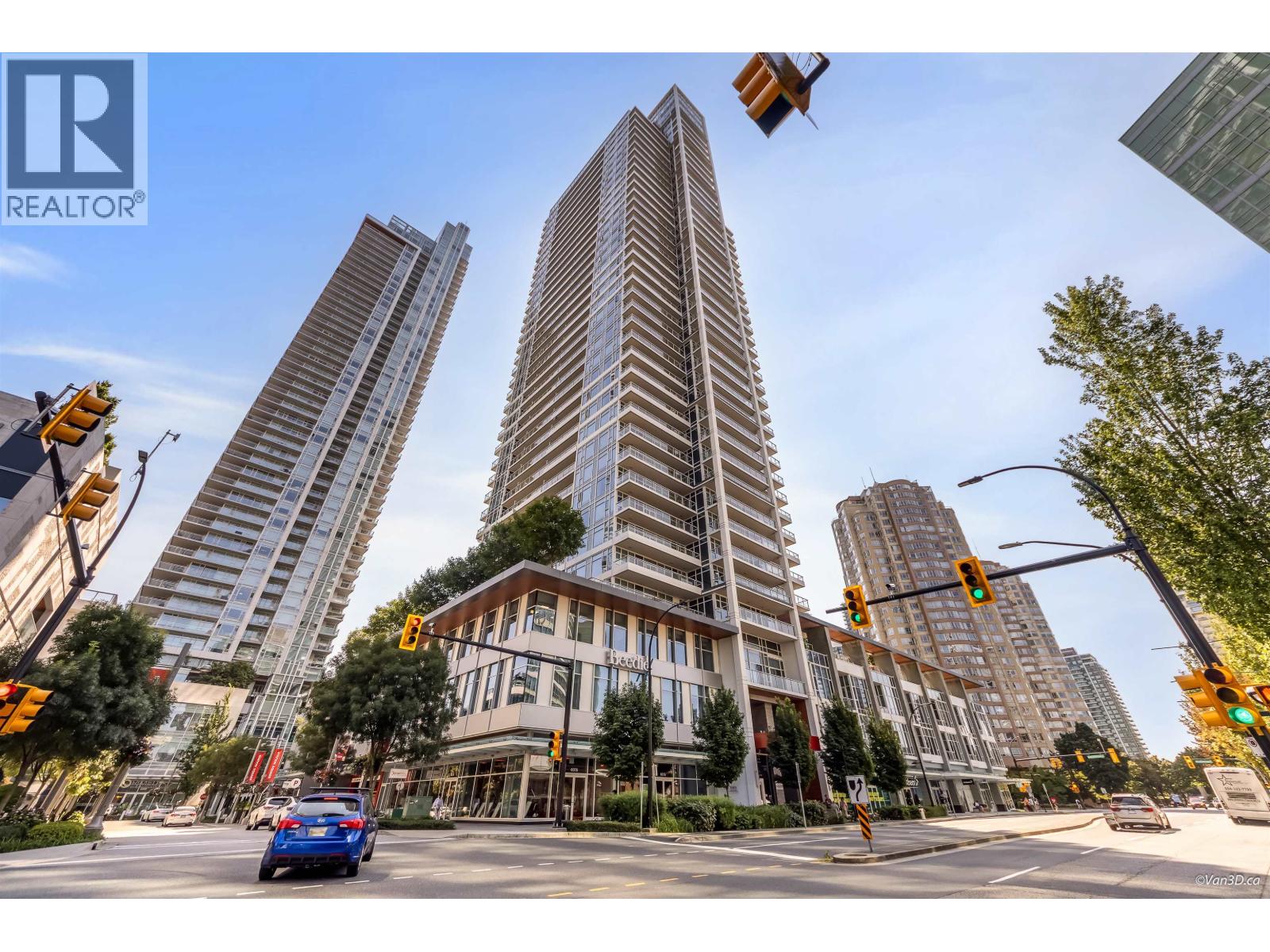907 6080 MCKAY AVENUE, Burnaby, British Columbia