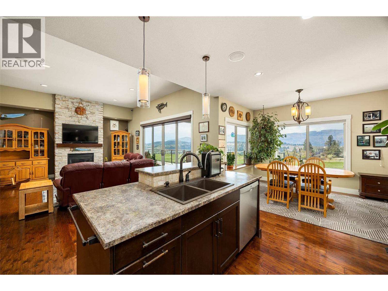 12435 Oyama Road, Lake Country, British Columbia  V4V 2A4 - Photo 9 - 10383324