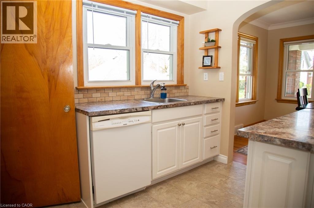 42 Hawthorne Avenue, Simcoe, Ontario  N3Y 2L9 - Photo 13 - 40827712