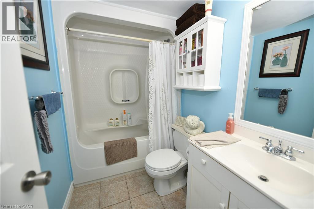 266 Overlea Drive Unit# 206, Kitchener, Ontario N2M 5N2 - Photo 7 - 40840490