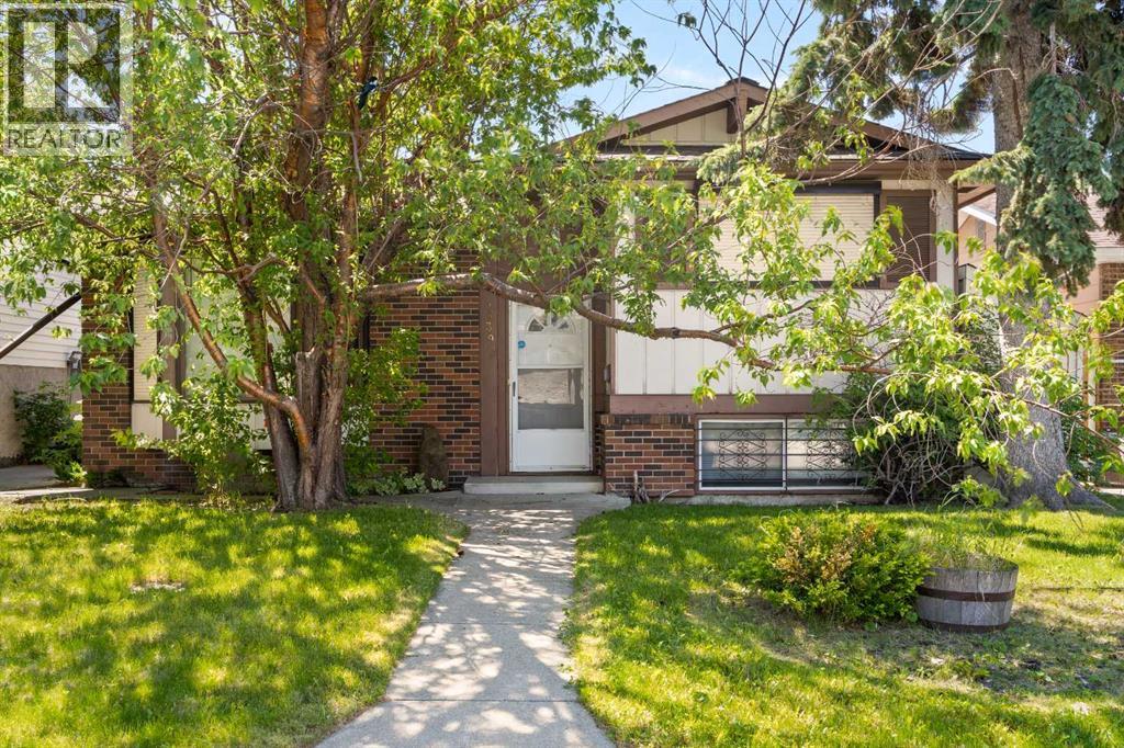 4739 Rundlewood Road Ne, Calgary, Alberta  T1Y 2N7 - Photo 1 - A2324350