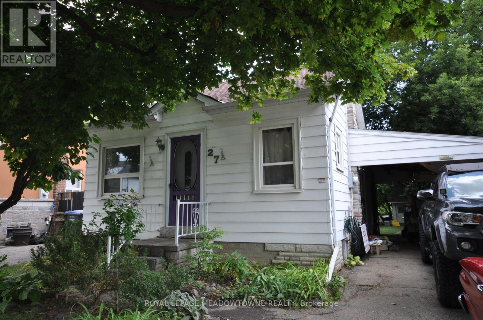 27 ROYCE AVENUE, Brampton, Ontario
