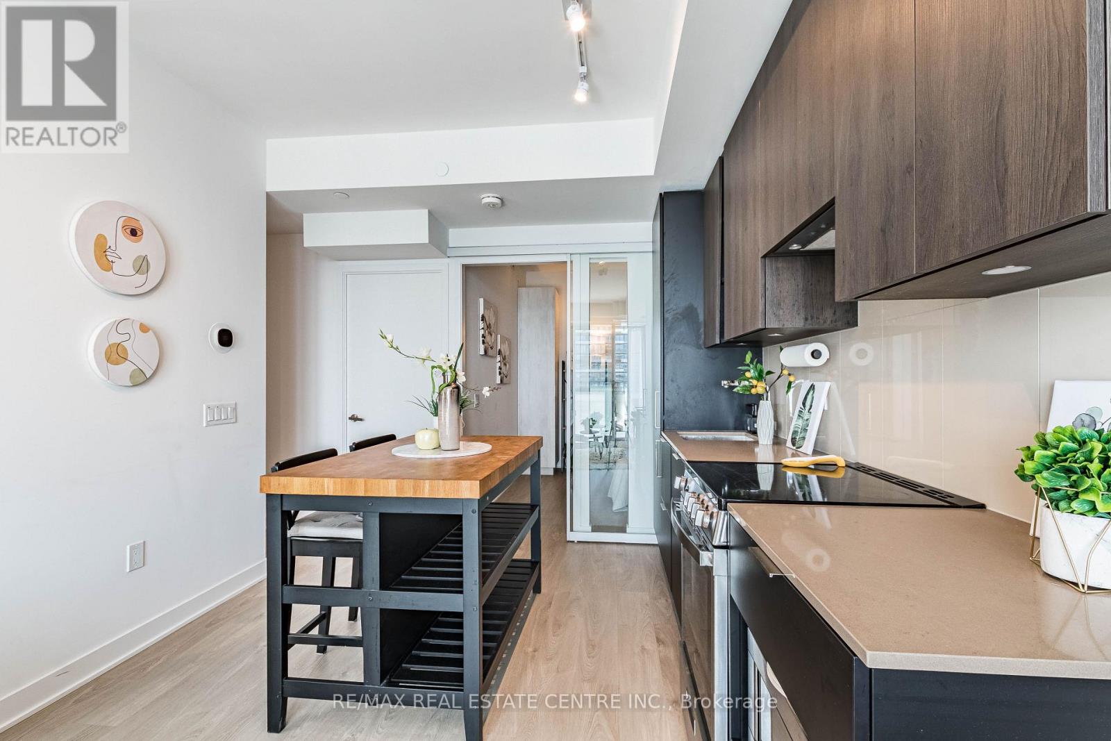 5707 - 3900 Confederation Pkwy Parkway, Mississauga, Ontario  L5B 0M3 - Photo 10 - W13677670