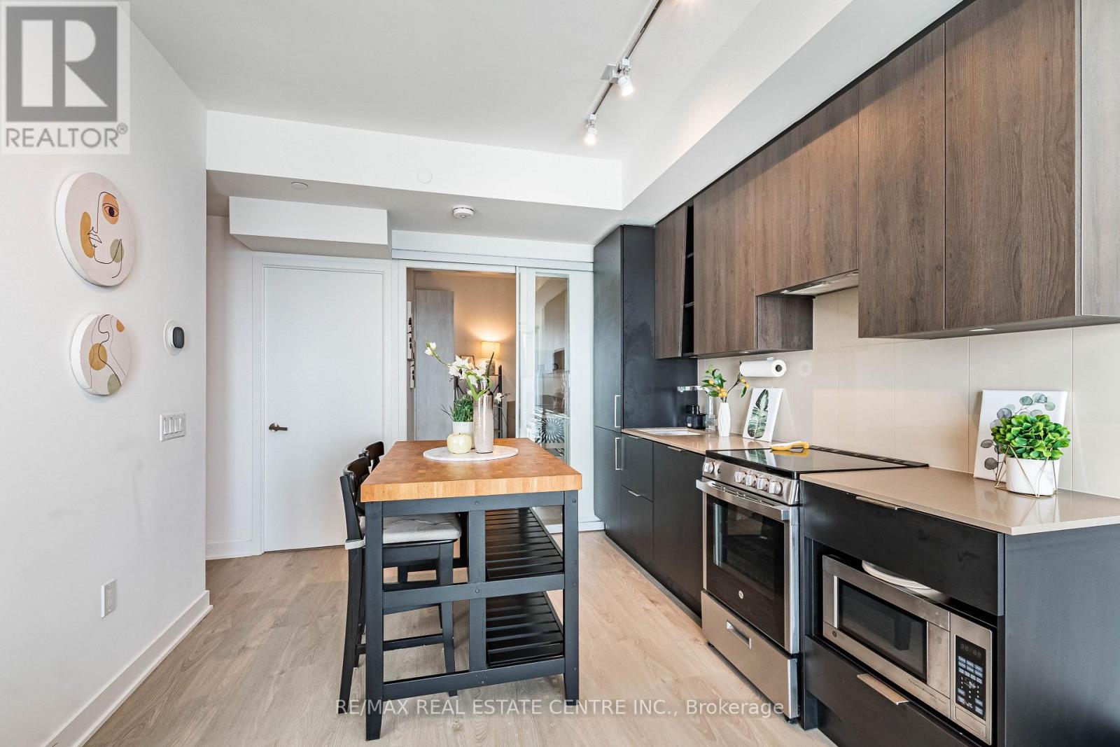 5707 - 3900 Confederation Pkwy Parkway, Mississauga, Ontario  L5B 0M3 - Photo 12 - W13677670
