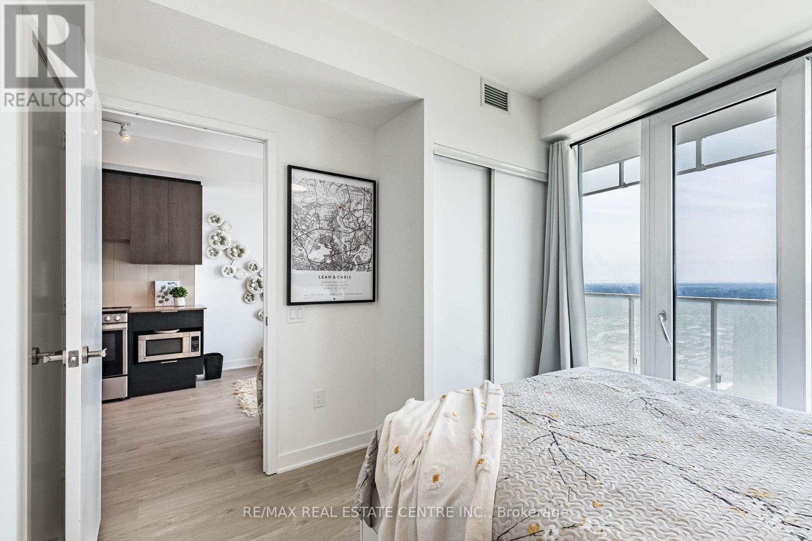 5707 - 3900 Confederation Pkwy Parkway, Mississauga, Ontario  L5B 0M3 - Photo 15 - W13677670