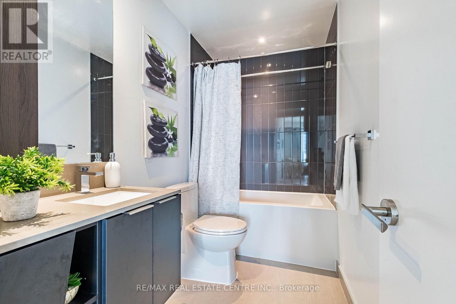 5707 - 3900 Confederation Pkwy Parkway, Mississauga, Ontario  L5B 0M3 - Photo 16 - W13677670