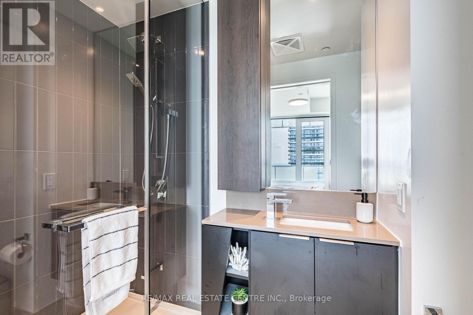 5707 - 3900 Confederation Pkwy Parkway, Mississauga, Ontario  L5B 0M3 - Photo 19 - W13677670