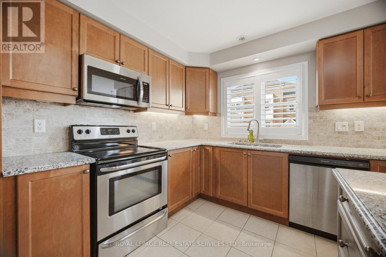 1 - 264 Sarah Cline Drive, Oakville, Ontario  L6M 0V4 - Photo 11 - W13677794