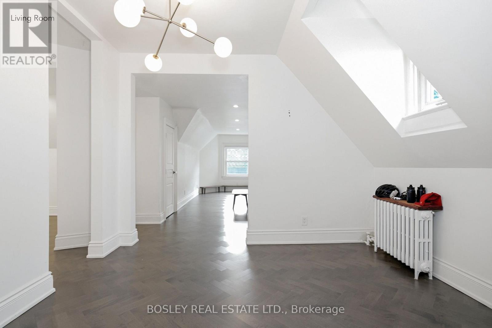 Upper - 178 High Park Avenue, Toronto, Ontario M6P 2S4 - Photo 12 - W13677808