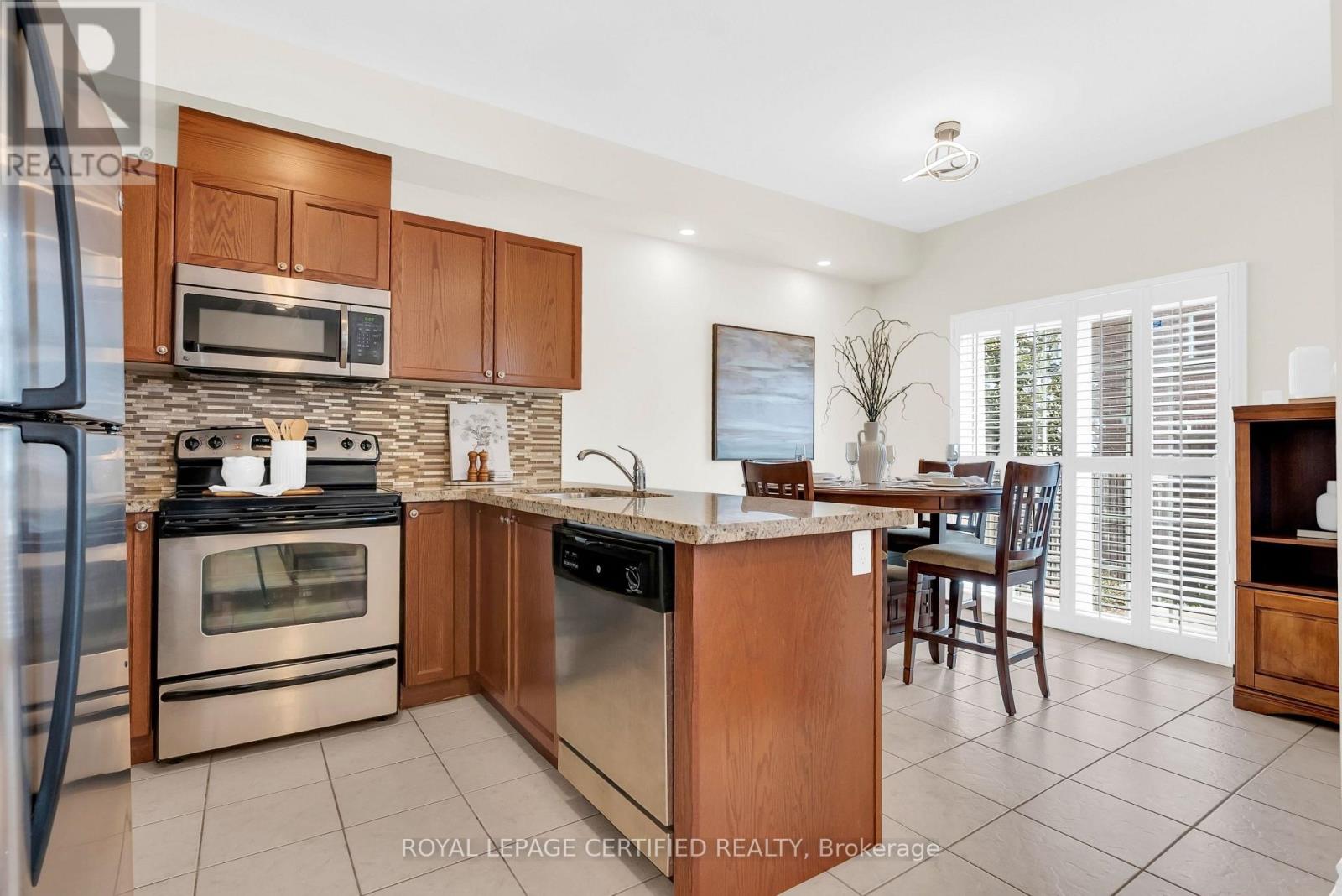624 Murray Meadows Place, Milton, Ontario  L9T 8L7 - Photo 16 - W13677816