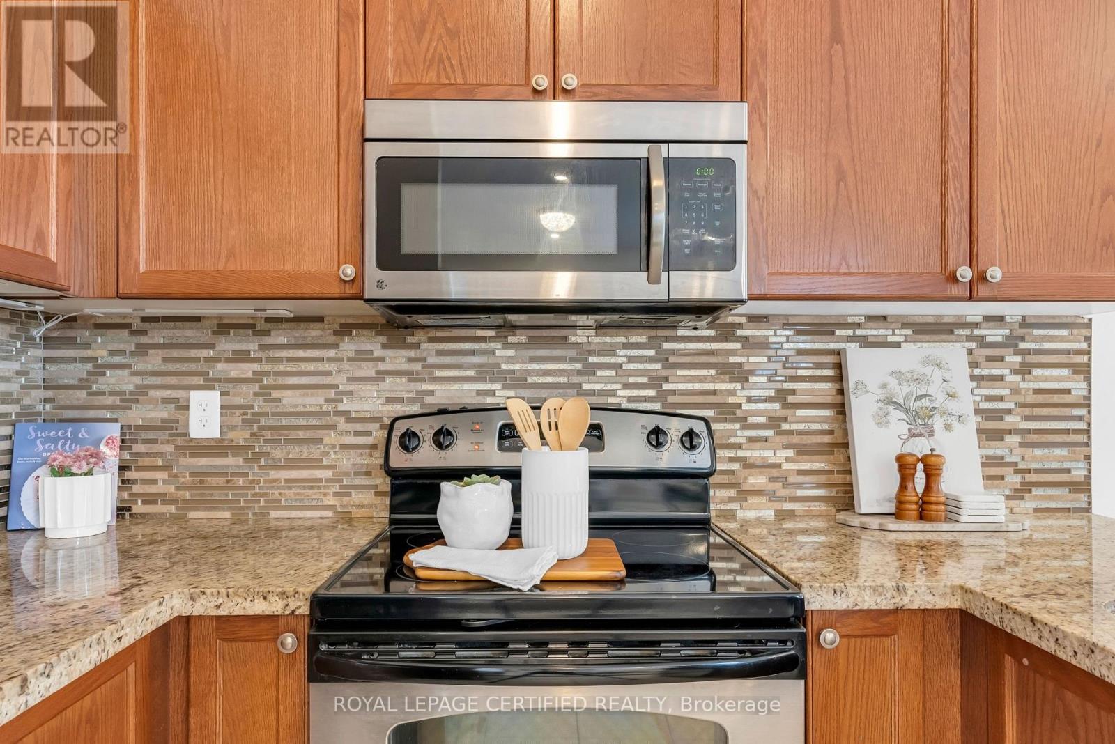624 Murray Meadows Place, Milton, Ontario  L9T 8L7 - Photo 17 - W13677816