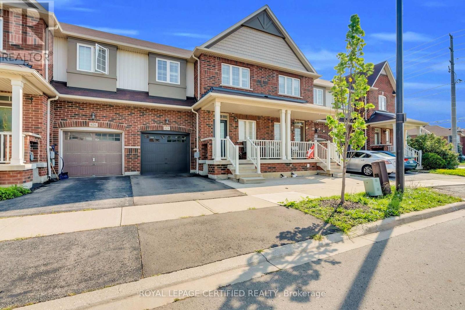 624 Murray Meadows Place, Milton, Ontario  L9T 8L7 - Photo 4 - W13677816