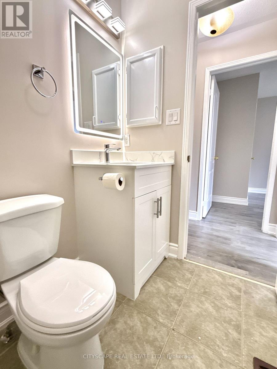 5409 Bestview Way, Mississauga, Ontario  L5M 0B8 - Photo 15 - W13677842
