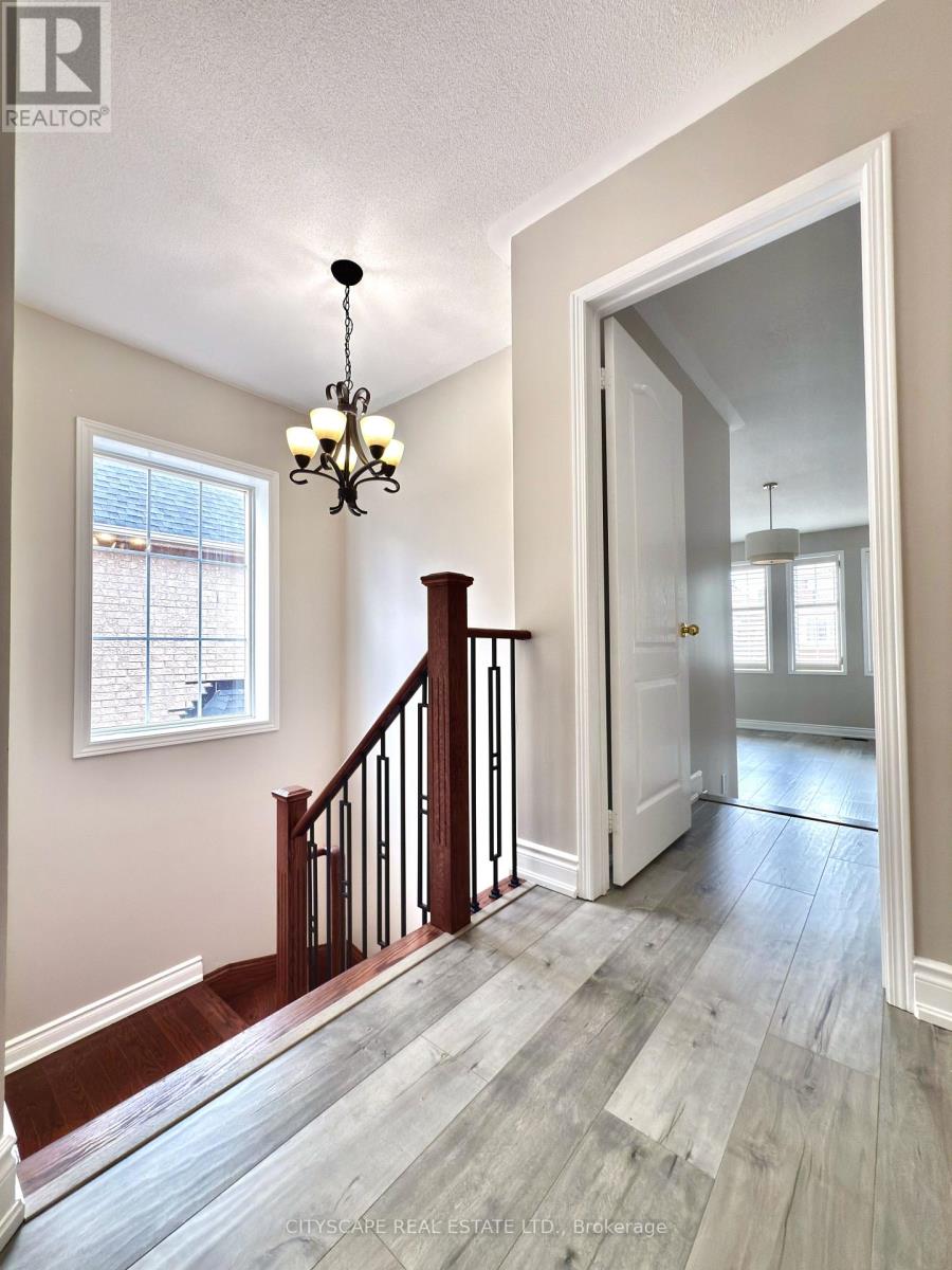 5409 Bestview Way, Mississauga, Ontario  L5M 0B8 - Photo 17 - W13677842