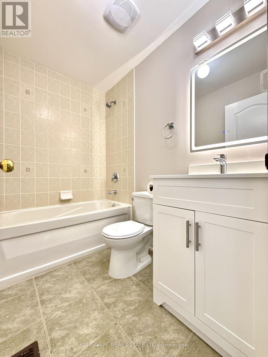 5409 Bestview Way, Mississauga, Ontario  L5M 0B8 - Photo 24 - W13677842