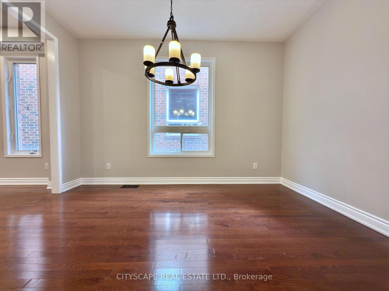 5409 Bestview Way, Mississauga, Ontario  L5M 0B8 - Photo 5 - W13677842
