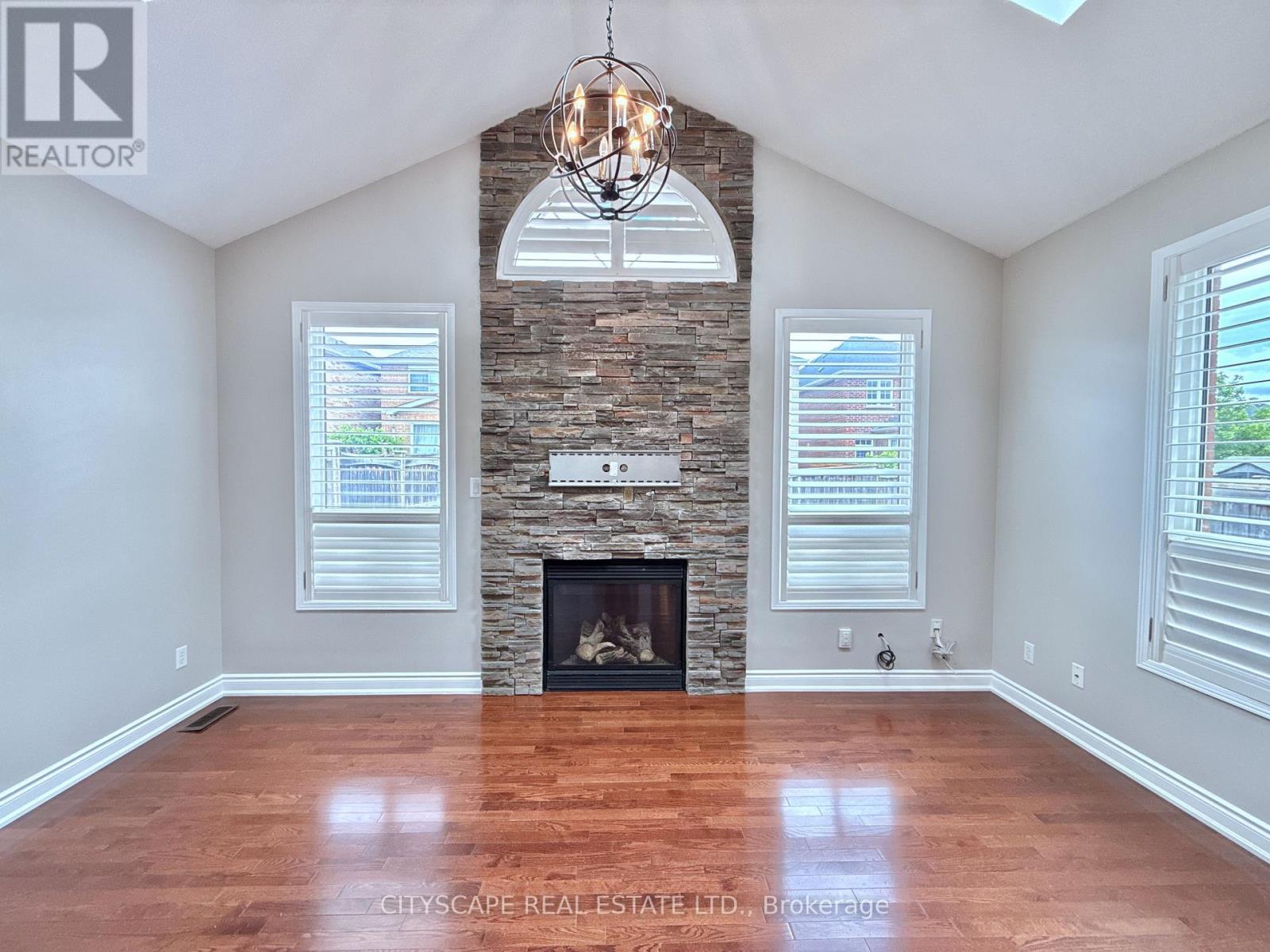 5409 Bestview Way, Mississauga, Ontario  L5M 0B8 - Photo 8 - W13677842