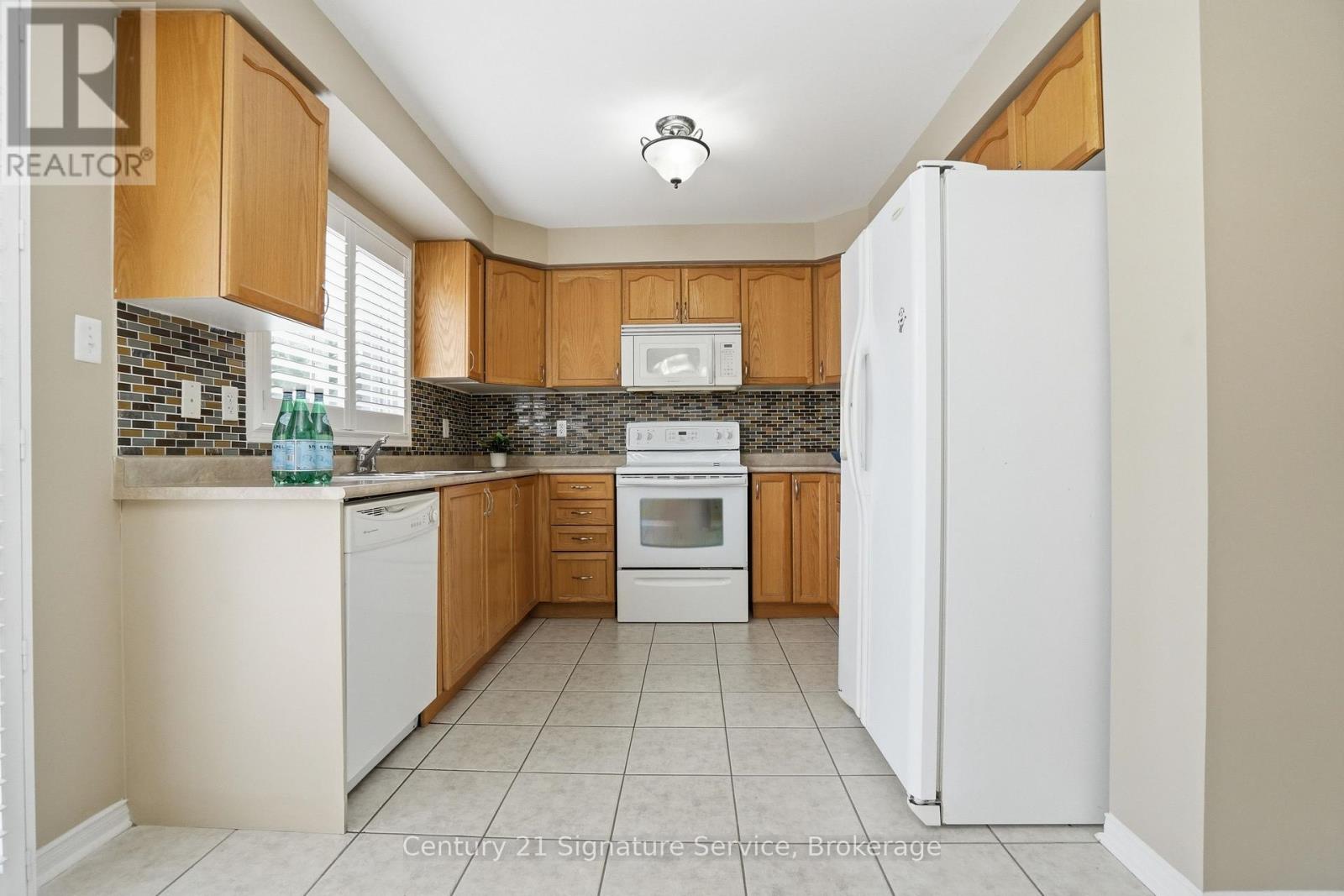 4 Cloverlawn Street, Brampton, Ontario  L7A 3X6 - Photo 10 - W13677844