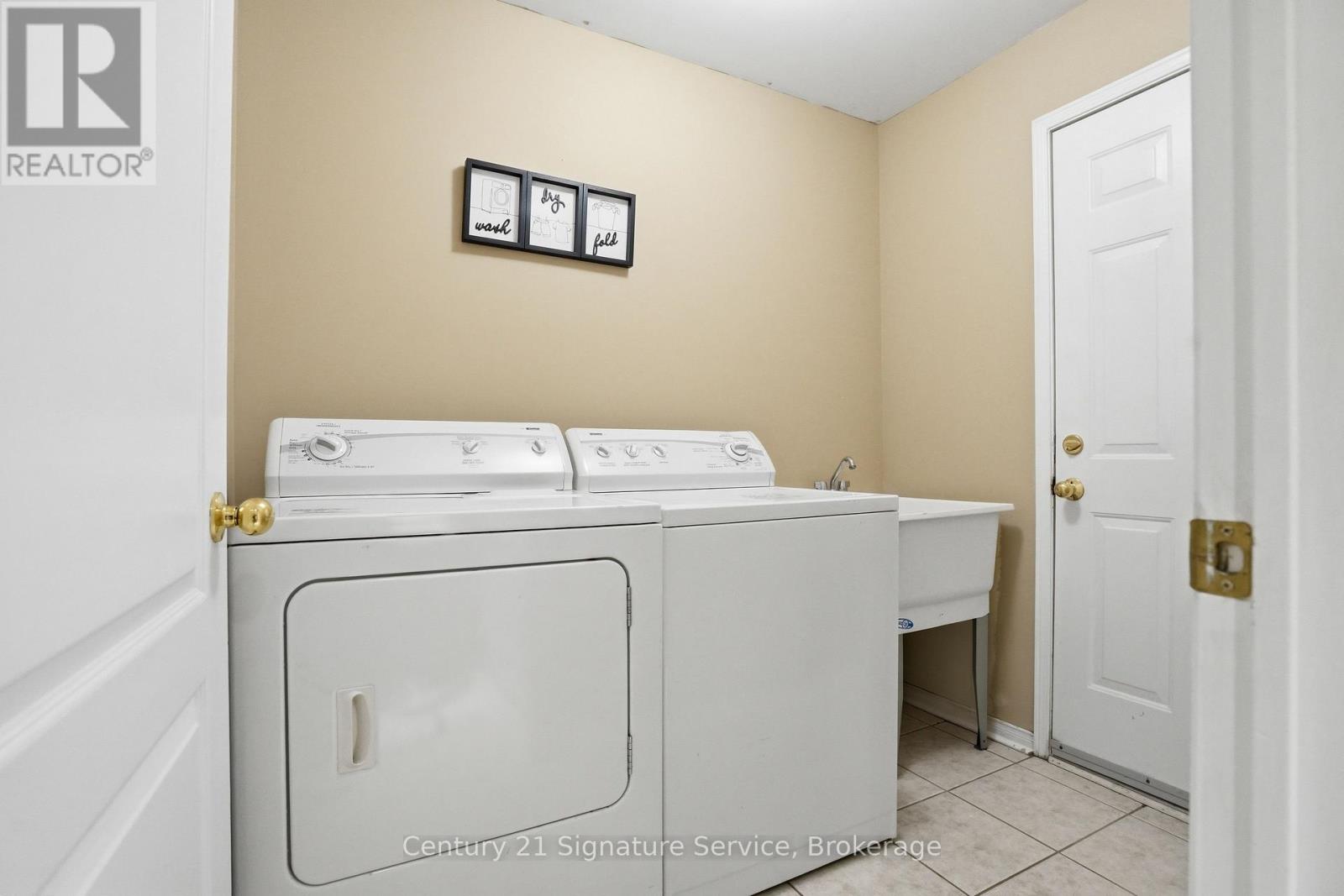 4 Cloverlawn Street, Brampton, Ontario  L7A 3X6 - Photo 14 - W13677844