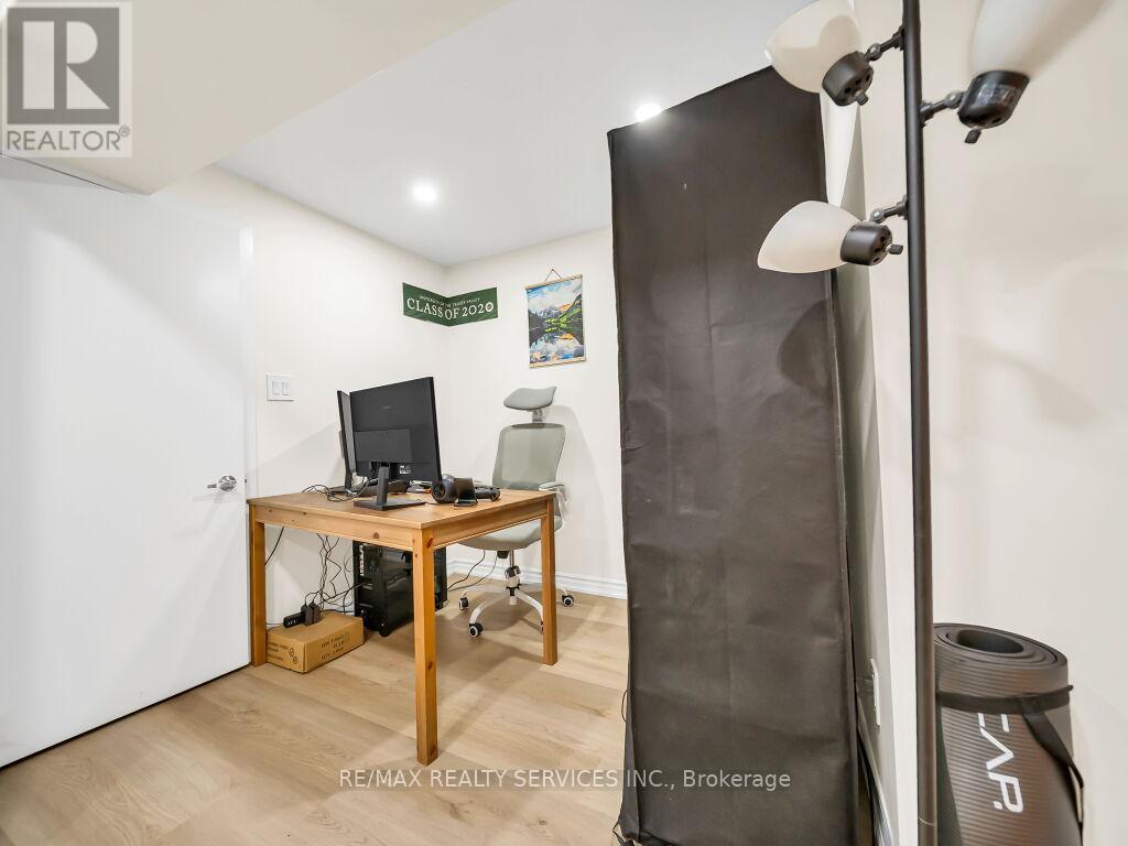 3079 Bartholomew Crescent, Mississauga, Ontario  L5N 3K9 - Photo 31 - W13677862