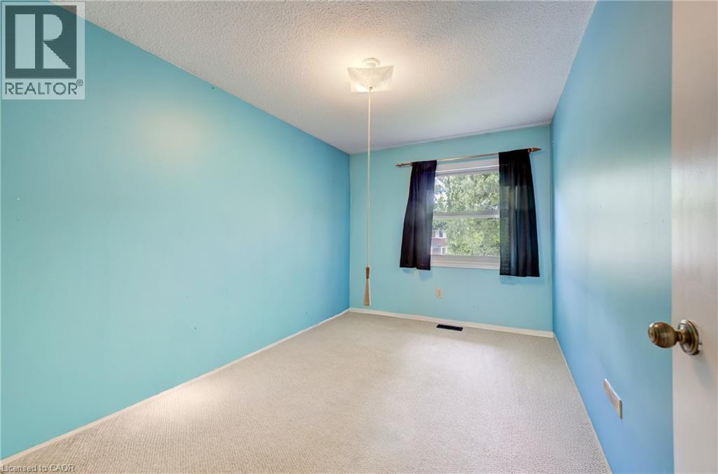 124 Queensway Drive, St. Jacobs, Ontario  N0B 2N0 - Photo 17 - 40855436