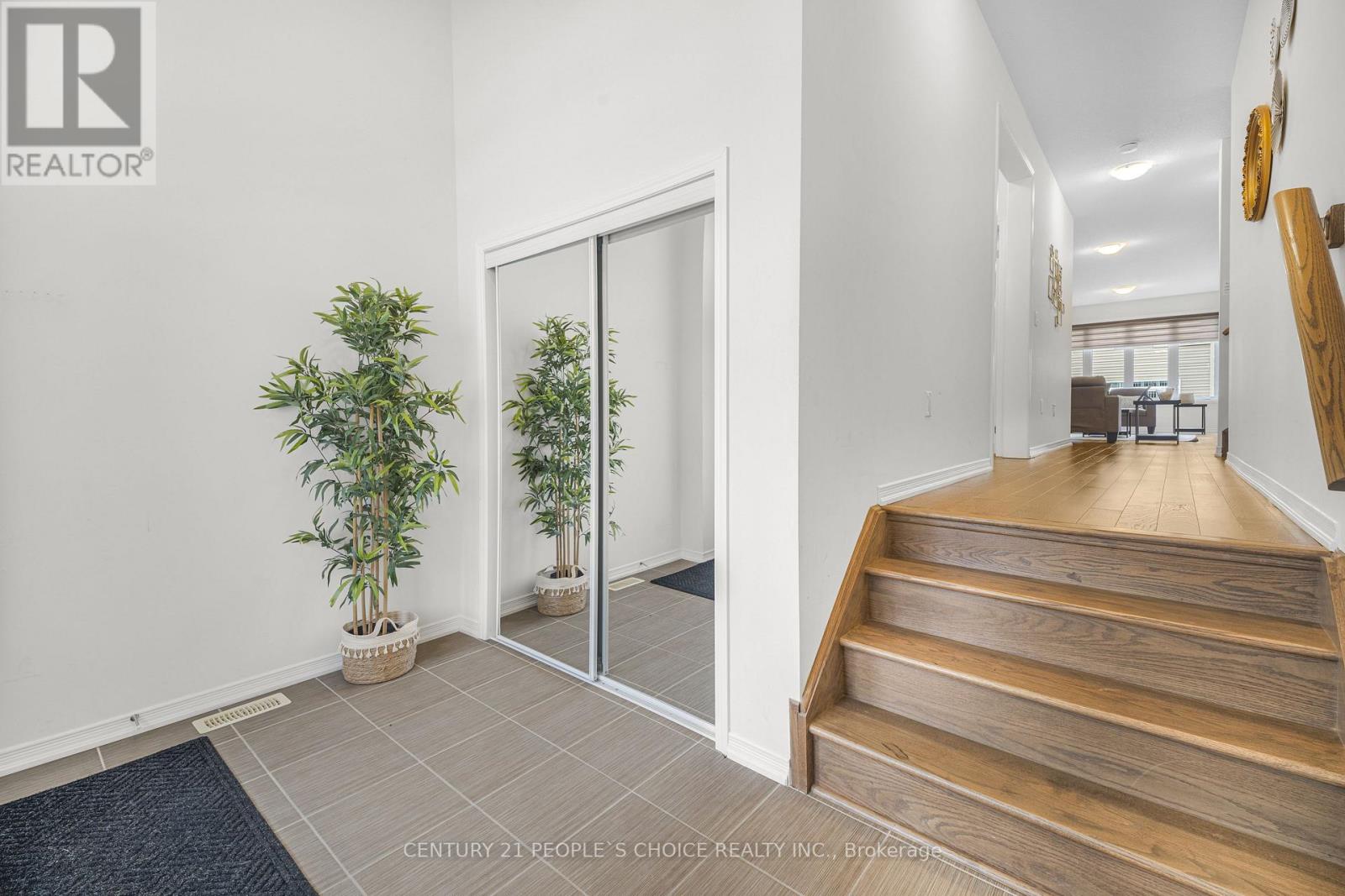 3 Sara Drive, Thorold, Ontario  L3B 0G2 - Photo 7 - X13677650