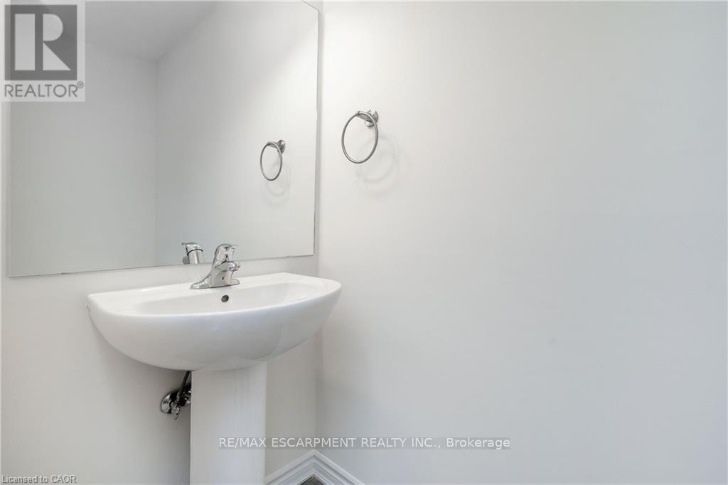 39 - 305 Garner Road, Hamilton, Ontario  L9G 5E6 - Photo 8 - X13677710