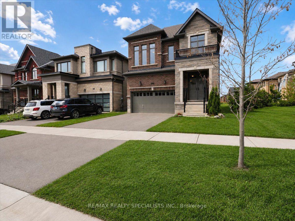 169 SILVERWOOD CRESCENT, Woodstock, Ontario