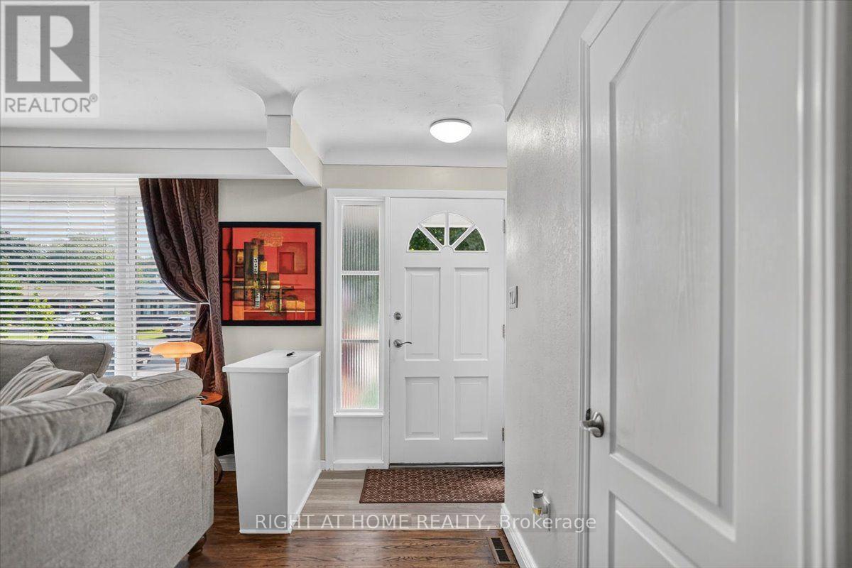 43 Monarch Park Drive, St. Catharines, Ontario  L2M 3K8 - Photo 2 - X13677784