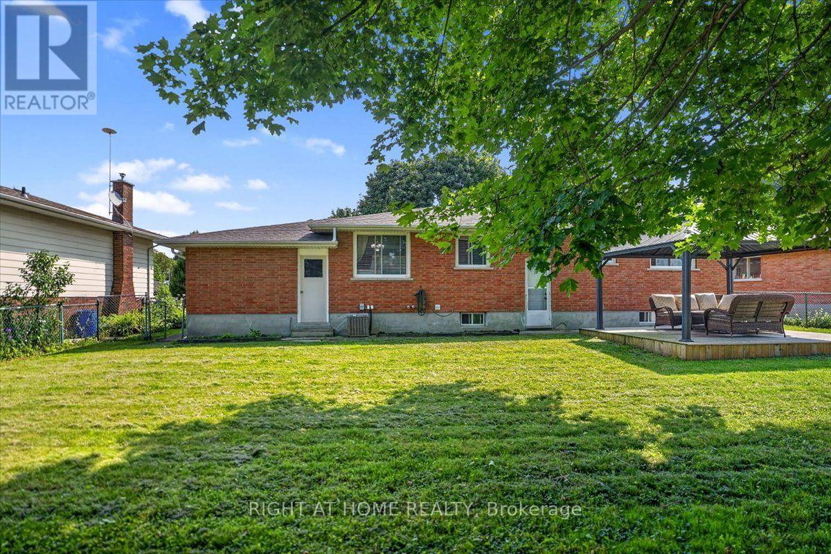 43 Monarch Park Drive, St. Catharines, Ontario  L2M 3K8 - Photo 23 - X13677784