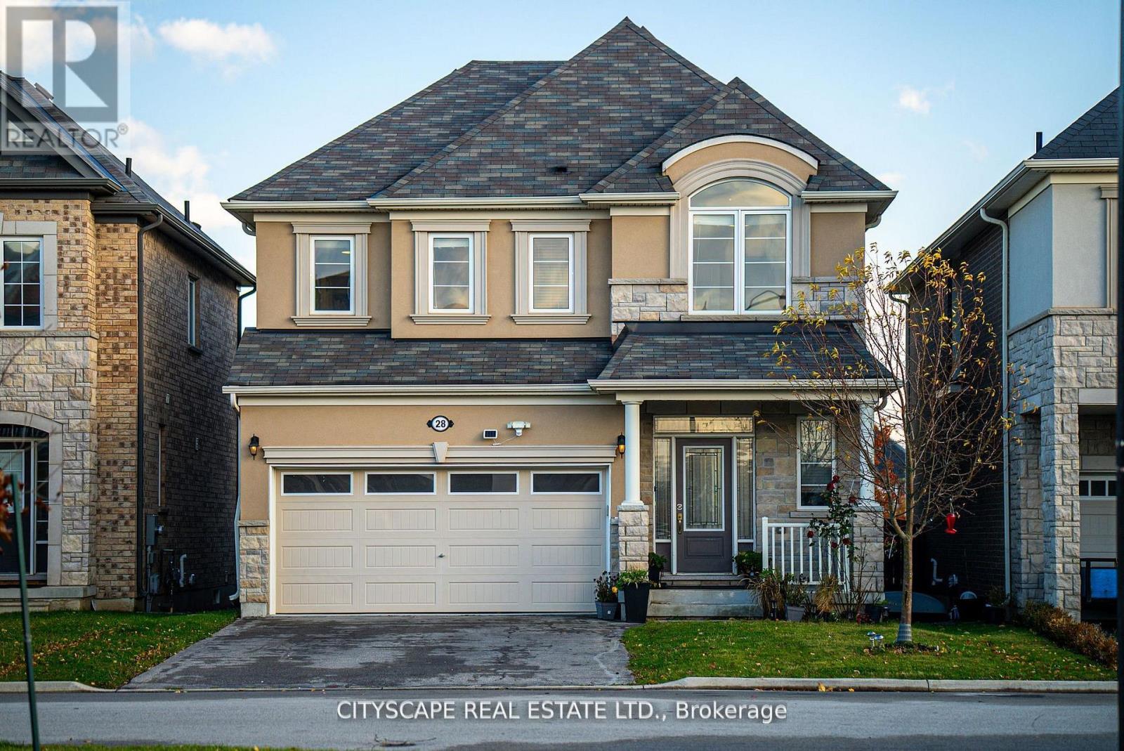 28 Celano Drive, Hamilton, Ontario  L8B 1V3 - Photo 1 - X13677798