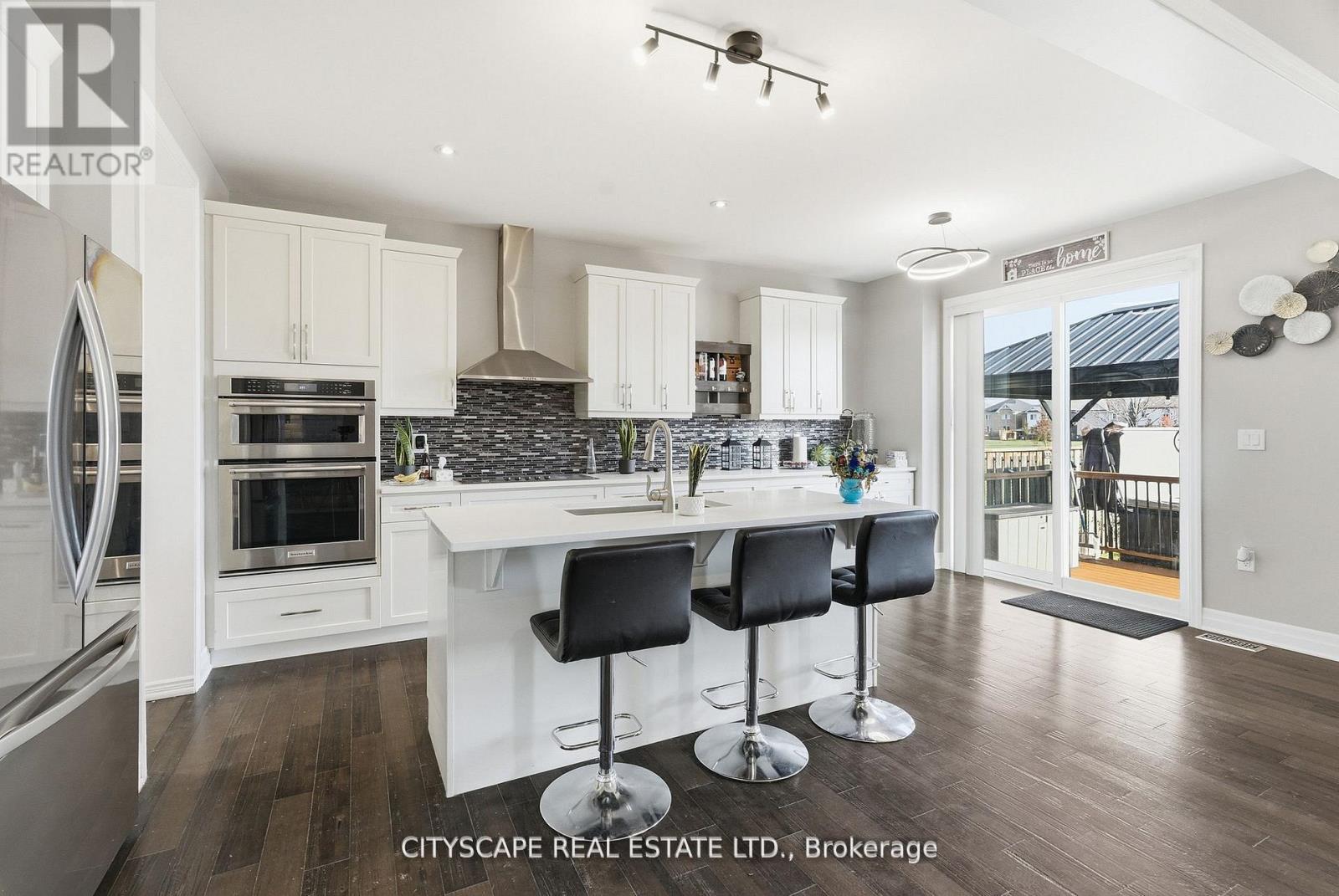 28 Celano Drive, Hamilton, Ontario  L8B 1V3 - Photo 15 - X13677798
