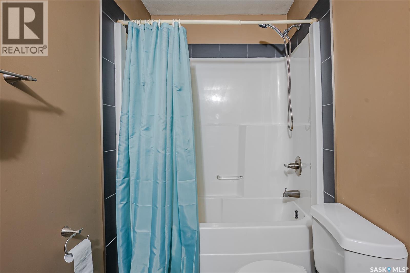 242 Pohorecky Street, Saskatoon, Saskatchewan  S7W 0J3 - Photo 29 - SK045501