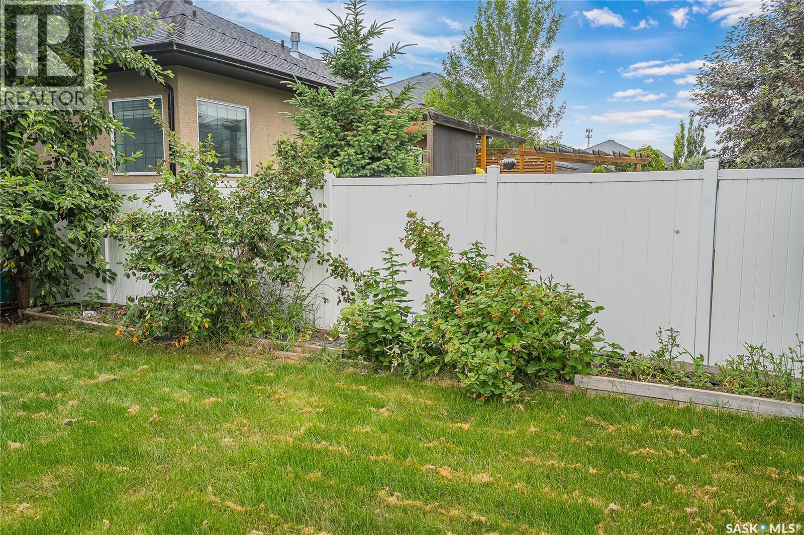 242 Pohorecky Street, Saskatoon, Saskatchewan  S7W 0J3 - Photo 51 - SK045501