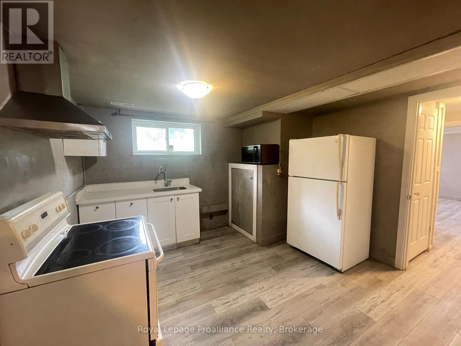 357 Martin Road, Peterborough, Ontario  K9K 1C9 - Photo 17 - X13606338