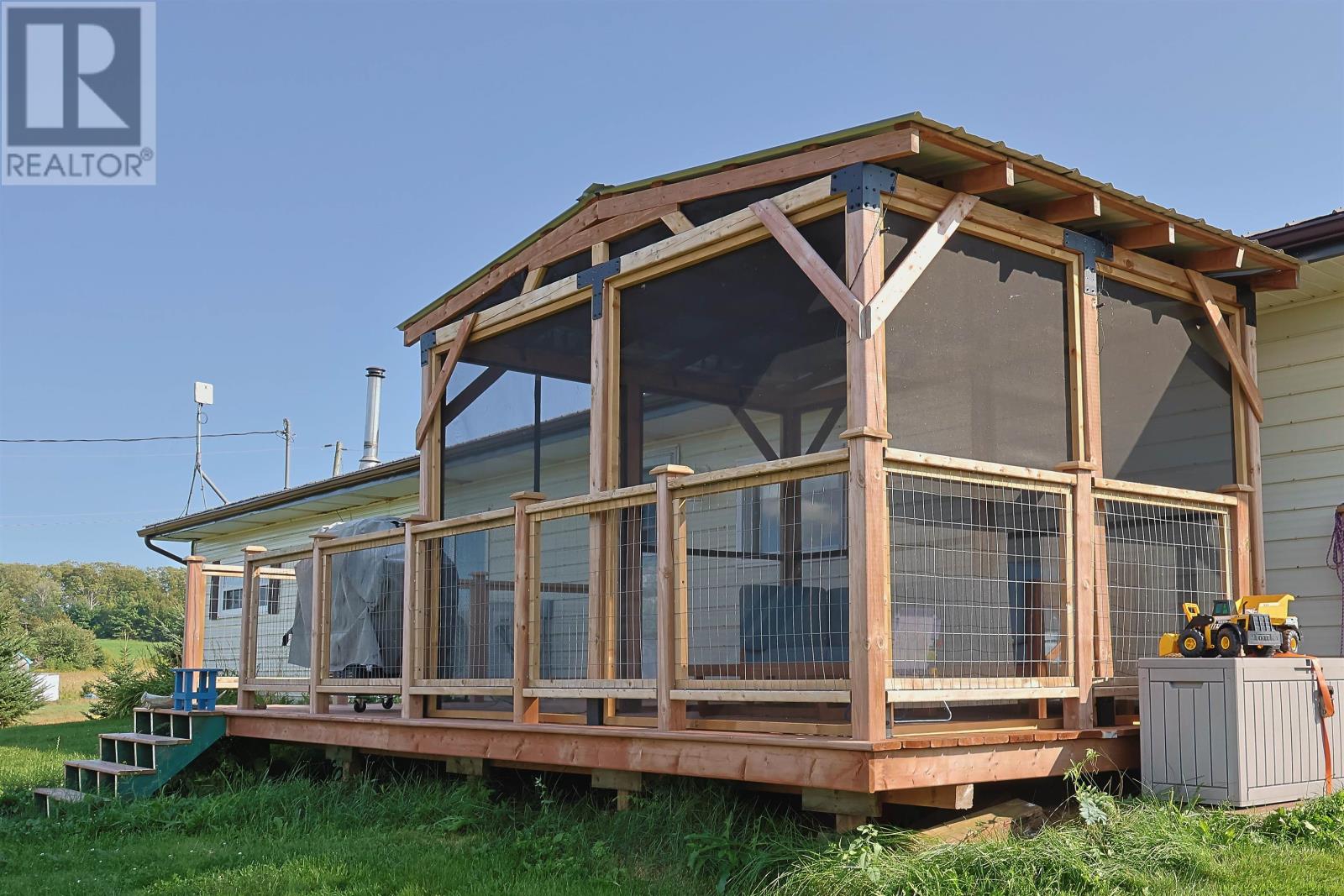 4 Maple Drive, Rocky Point, Prince Edward Island  C0A 1H2 - Photo 19 - 202620674