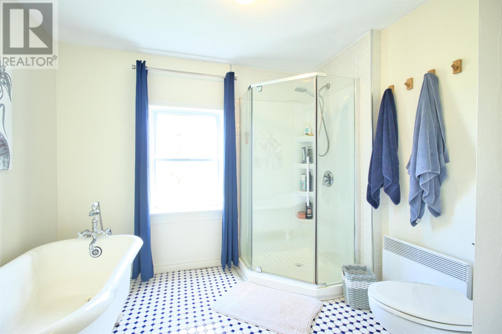 4 Maple Drive, Rocky Point, Prince Edward Island  C0A 1H2 - Photo 9 - 202620674