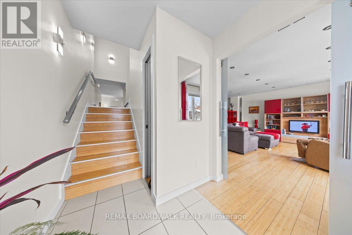 154 Duford Street, Ottawa, Ontario  K1L 6Z7 - Photo 12 - X13673724