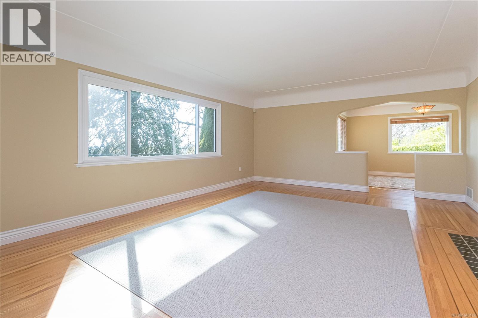 1184 Clovelly Terr, Saanich, British Columbia  V8P 1V6 - Photo 11 - 1043128