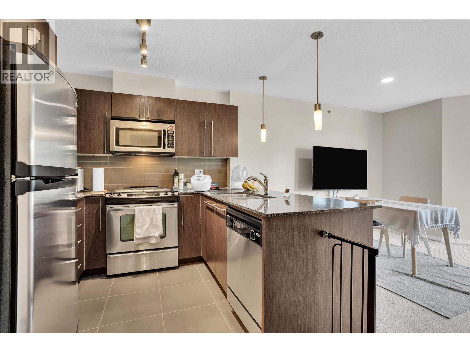 905 4888 BRENTWOOD DRIVE, Burnaby, British Columbia