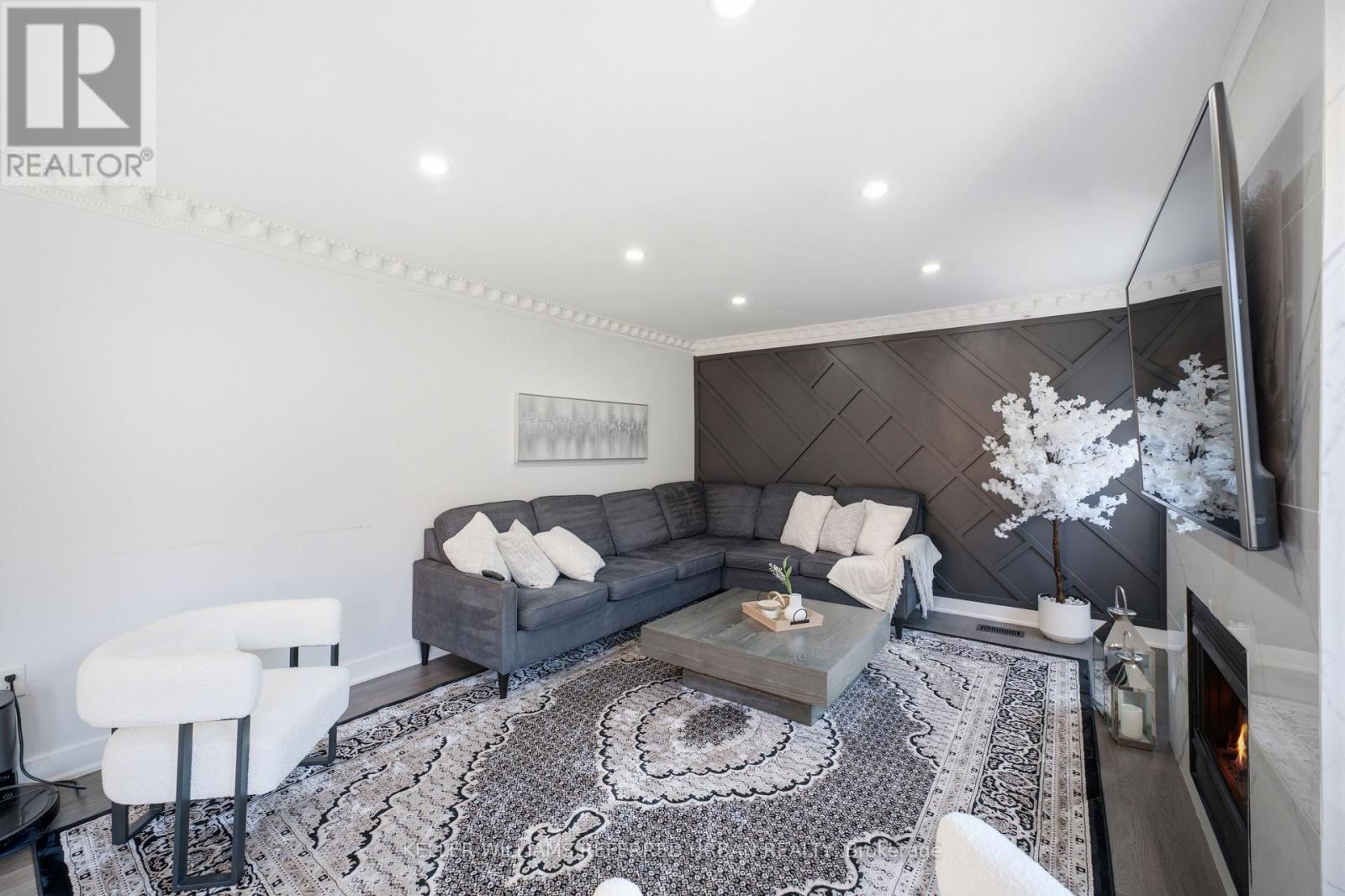 24 Bradbury Crescent, Ajax, Ontario  L1T 4H5 - Photo 11 - E13677640