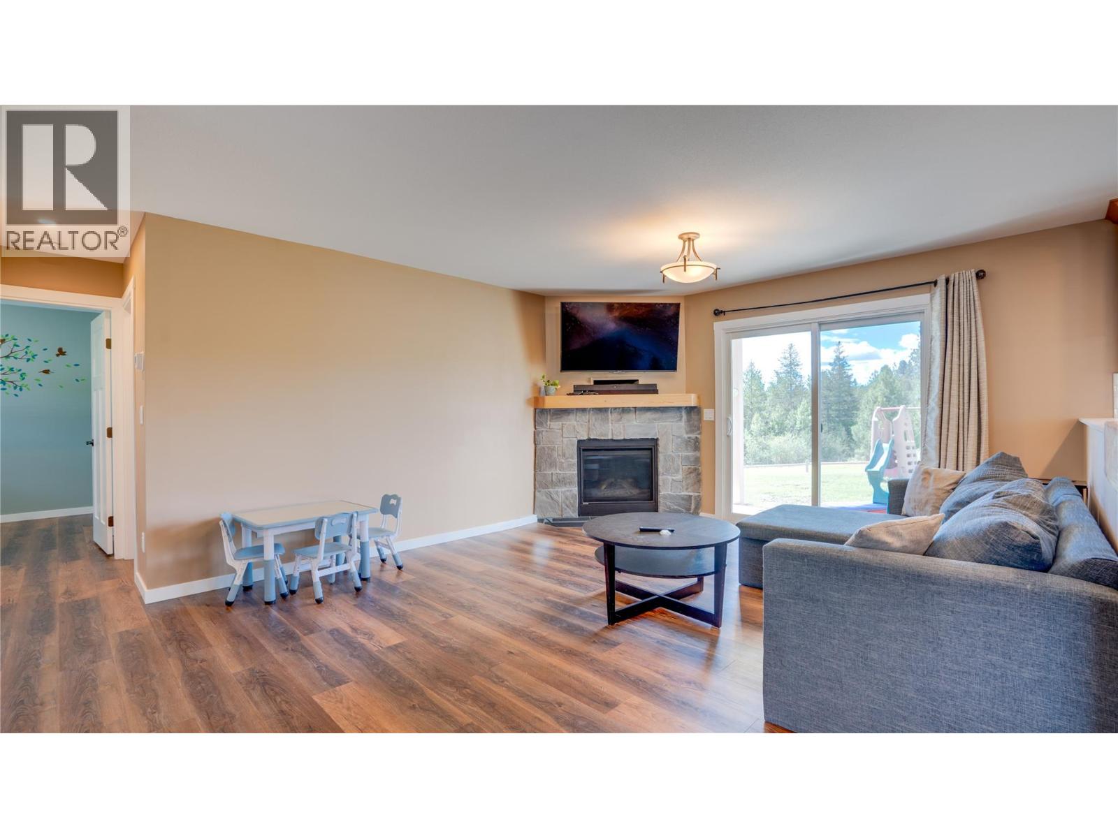 893 Evans Road, Spallumcheen, British Columbia  V4Y 0P6 - Photo 15 - 10394700