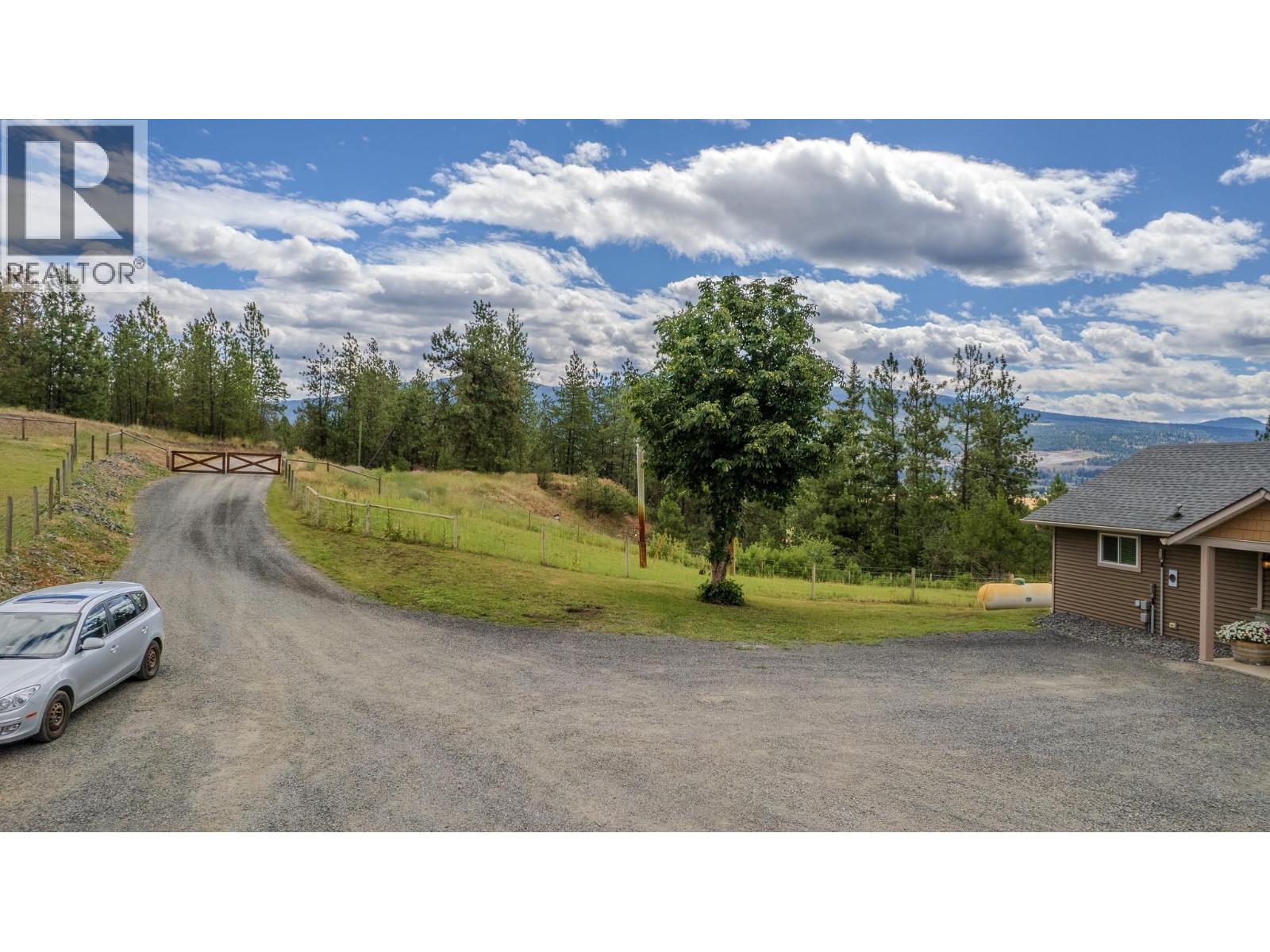 893 Evans Road, Spallumcheen, British Columbia  V4Y 0P6 - Photo 71 - 10394700